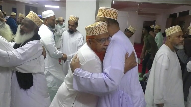 সৌদি আরবের সাথে মিল রেখে লক্ষ্মীপুরে ১১টি গ্রামে ঈদুল ফিতর পালিত হচ্ছে
