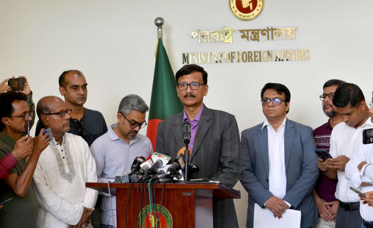 ইউনূস-মোদি বৈঠকে হাসিনার প্রত্যর্পণের বিষয়টি উত্থাপিত হয়েছে : পররাষ্ট্র উপদেষ্টা