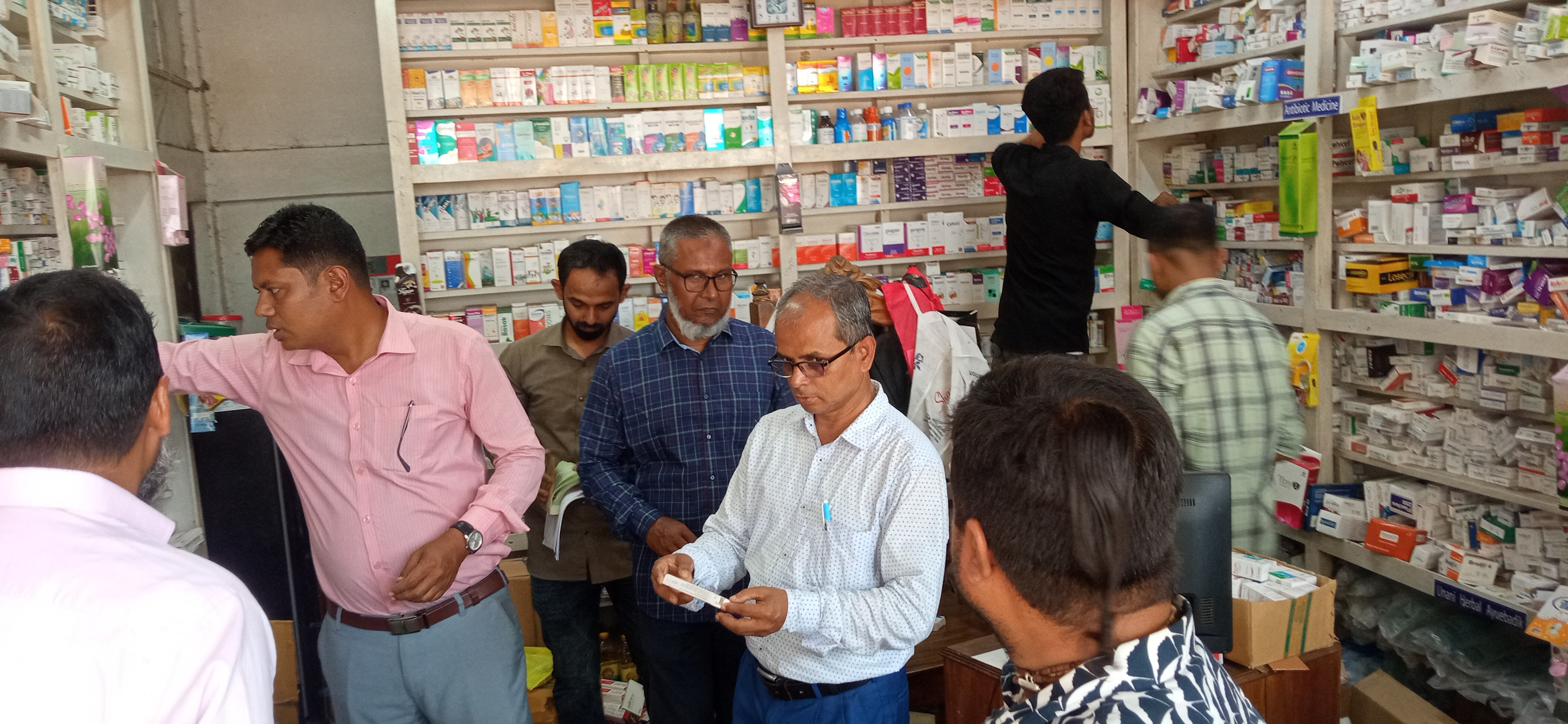 সুনামগঞ্জে ৪ ব্যবসা প্রতিষ্ঠানকে জরিমানা