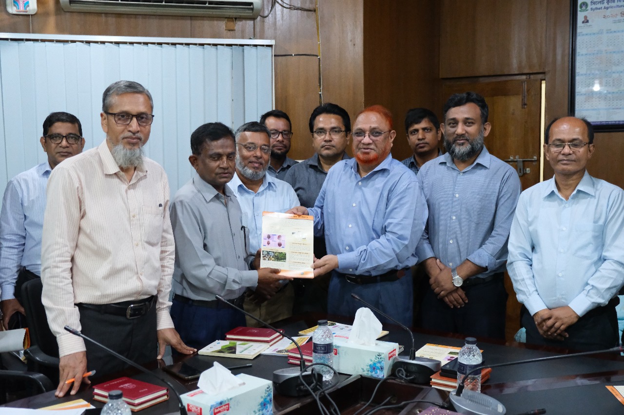 লিচু ও লাউয়ের নতুন পোকার জাত শনাক্ত করলো সিকৃবি’র গবেষক দল