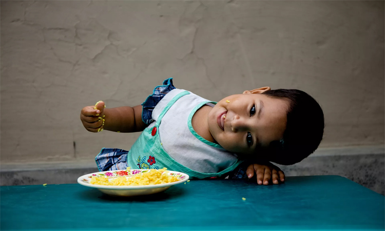 সবার আগে শিশুদের পুষ্টি নিশ্চিত করতে হবে 
