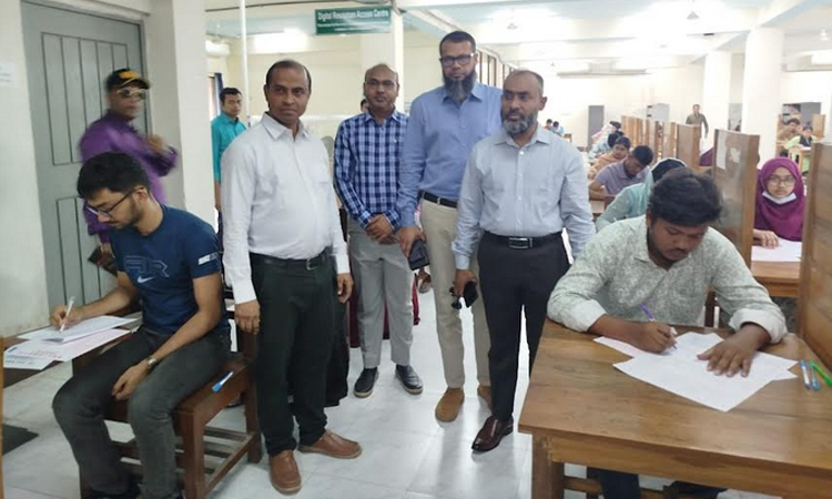 পবিপ্রবিতে কৃষি গুচ্ছের ভর্তি পরীক্ষা অনুষ্ঠিত