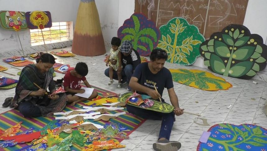 যশোরে বাংলা নববর্ষের আনন্দ শোভাযাত্রায় থাকবে পরিবেশ, প্রাণিকুল রক্ষার বার্তা