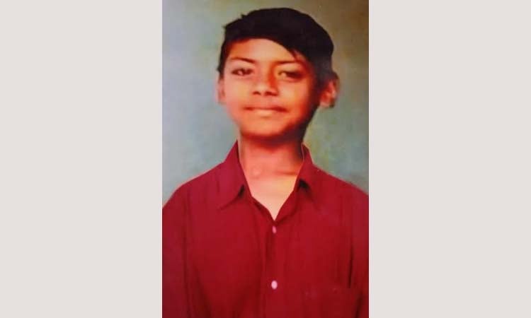 বাবাকে খুঁজতে গিয়ে পুলিশের গুলিতে শহীদ হন দশ বছরের শিশু হোসাইন মিয়া