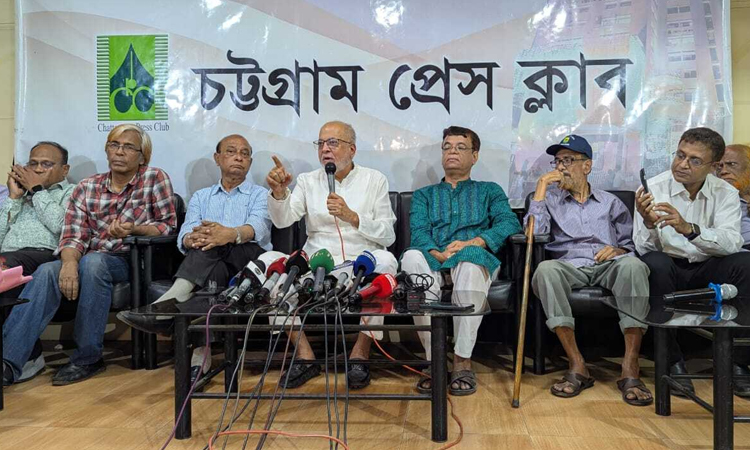 জুলাই অভ্যুত্থানের স্বপ্ন বাস্তবায়নে গণতন্ত্রে ফিরতে হবে : গিয়াস কাদের চৌধুরী