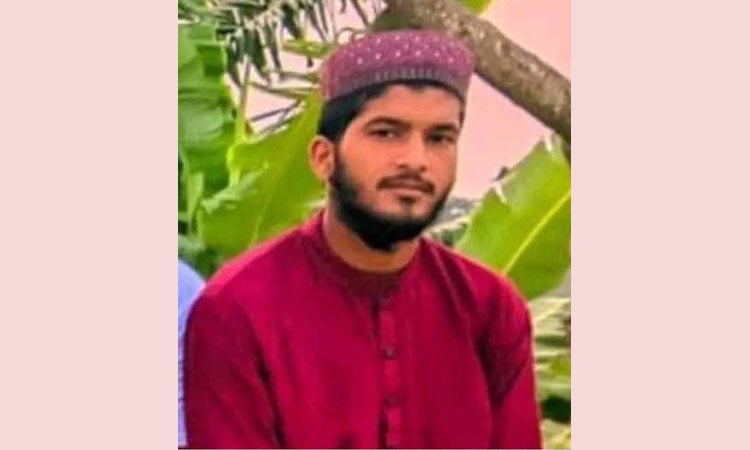 পুলিশের ঘাতক বুলেট কেড়ে নিল বুলেট নামের কিশোরের প্রাণ