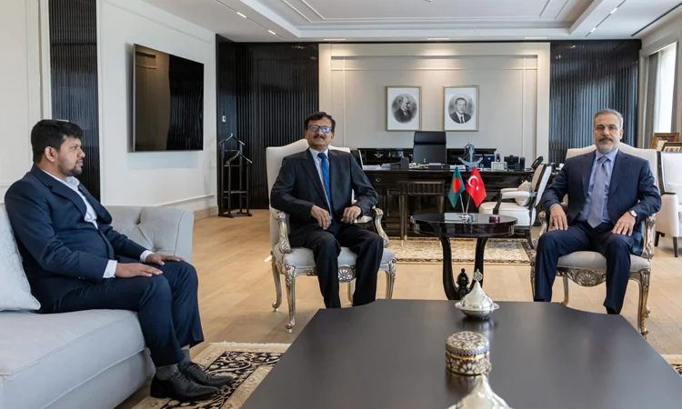 সম্পর্ককে নতুন উচ্চতায় উন্নীত করতে চায় বাংলাদেশ-তুরস্ক