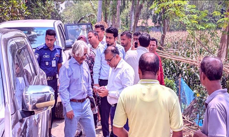 চীনা অর্থায়নে হাসপাতাল নির্মাণের জন্য তিস্তার চর এলাকা পরিদর্শন