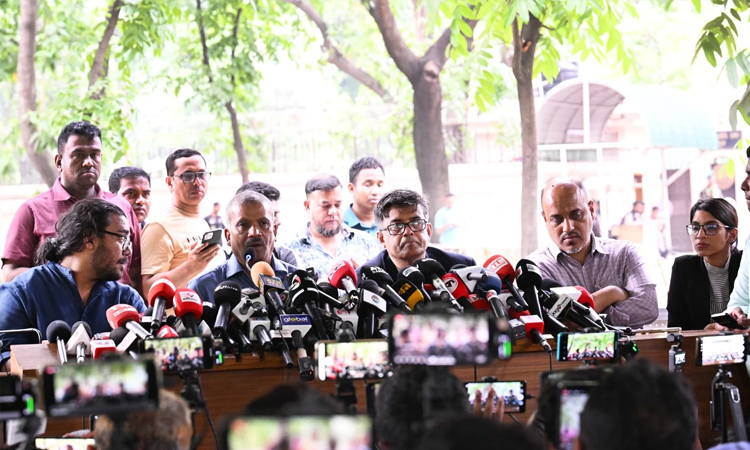 প্রধান উপদেষ্টার প্রতিশ্রুতি অনুযায়ী এ বছরের ডিসেম্বর থেকে আগামী বছরের জুনের মধ্যে জাতীয় নির্বাচন : আসিফ নজরুল
