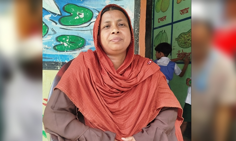 মুক্তিযোদ্ধা চাচার কোটায় ১৫ বছর ধরে চাকরি করছেন তানিয়া