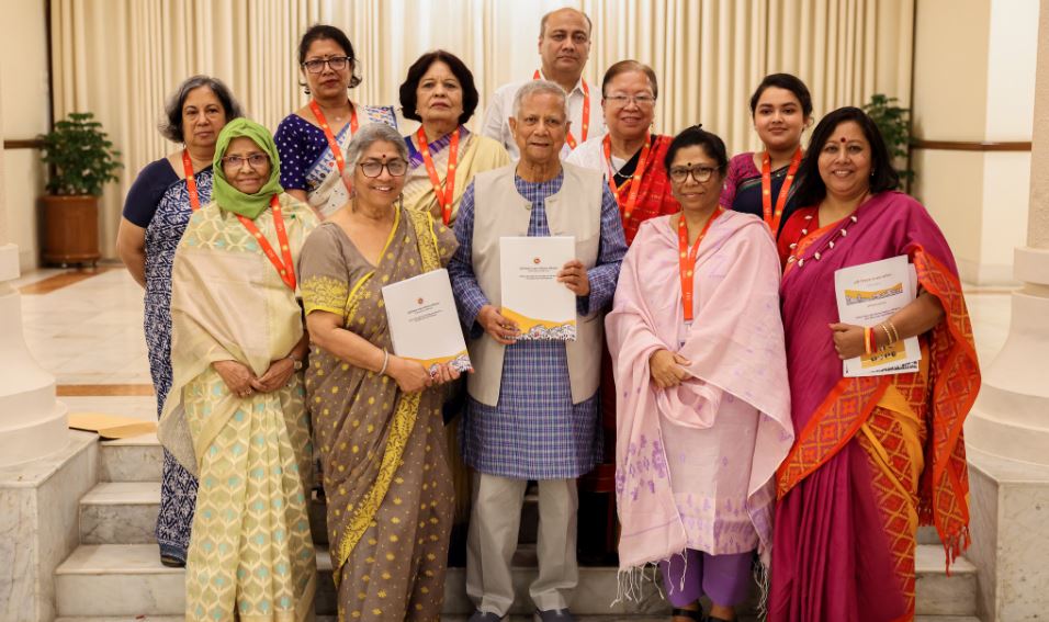 নারীবিষয়ক সংস্কার কমিশনের সুপারিশ বাস্তবায়নে প্রধান উপদেষ্টার তাগিদ
