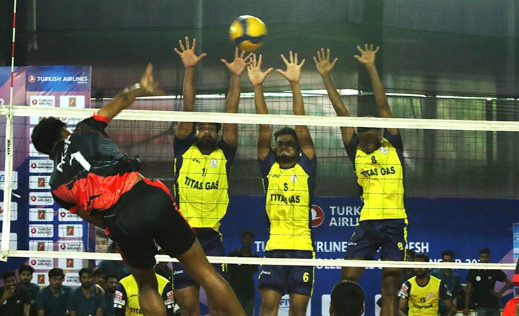 স্বাধীনতা কাপ ভলিবল প্রতিযোগিতায় চারটি ম্যাচ অনুষ্ঠিত