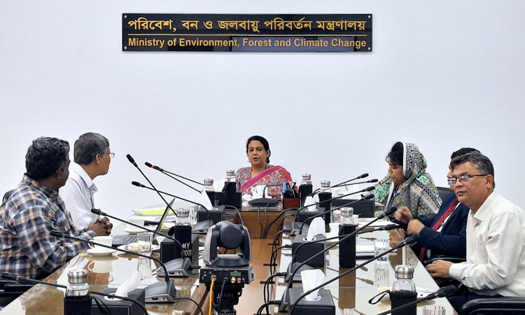 জলবায়ু অভিঘাত মোকাবিলায় টেকসই কর্মসূচি বাড়ানো হবে: পরিবেশ উপদেষ্টা