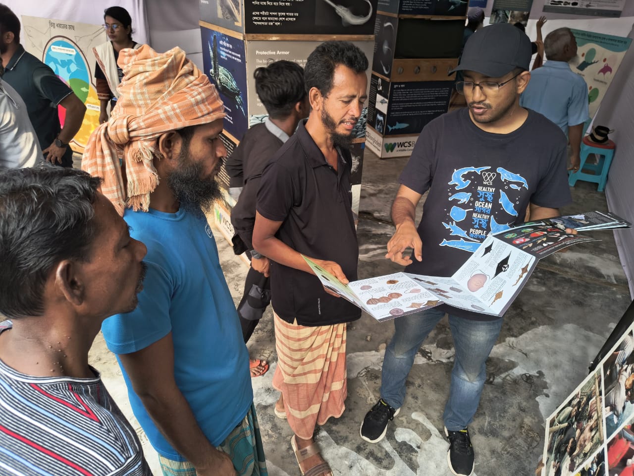 বিপন্ন প্রজাতির মাছ রক্ষায় বাগেরহাটে প্রদর্শনী
