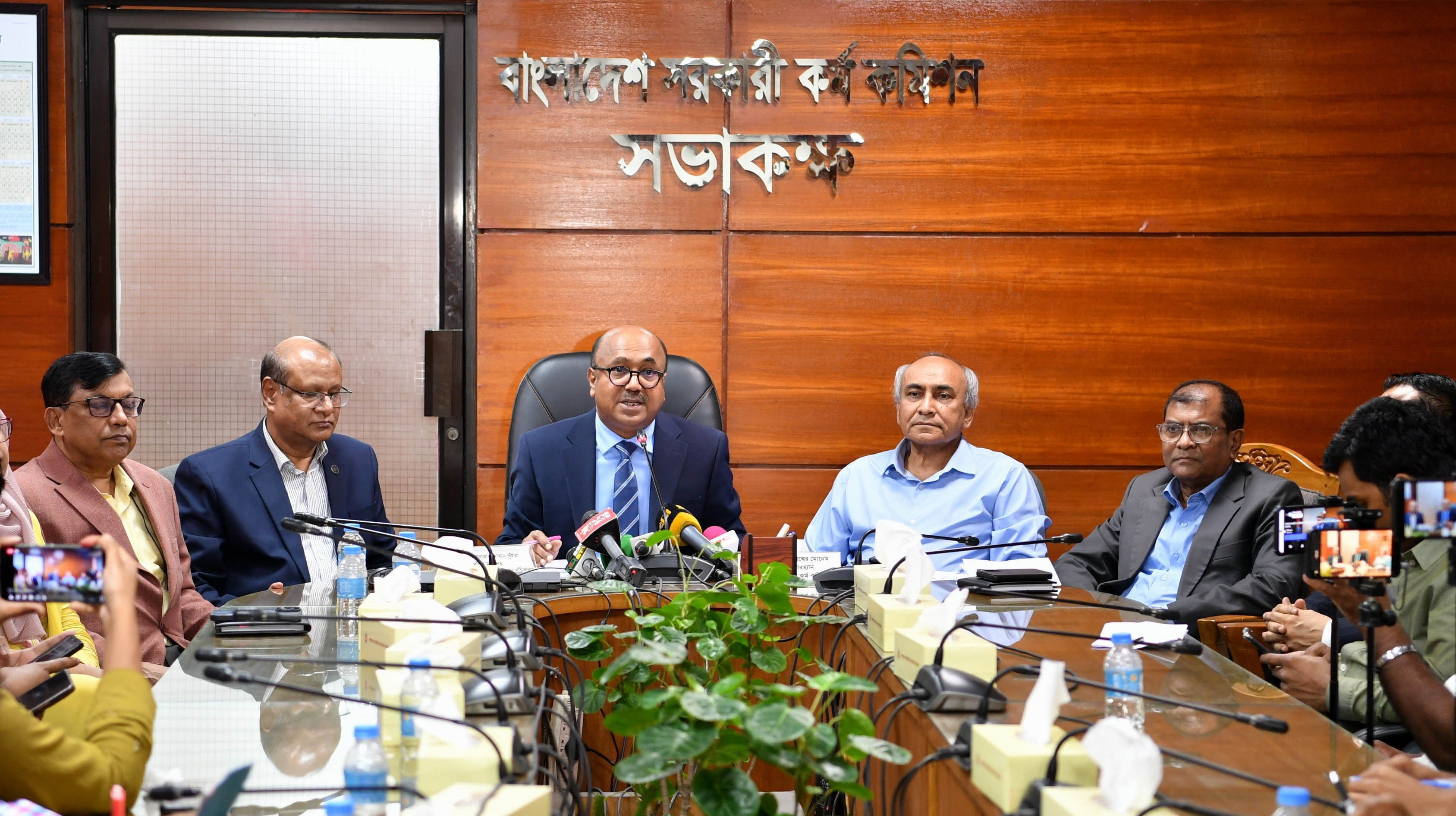 বিসিএস পরীক্ষার জট নিরসন করার পরিকল্পনা রয়েছে : পিএসসি চেয়ারম্যান