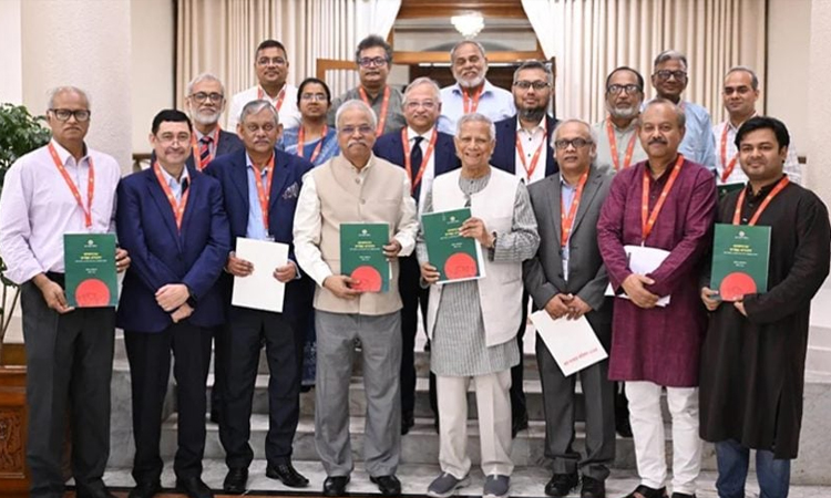 সবার জন্য নিরাপদ কাজ ও স্বাস্থ্যকর কর্মপরিবেশ তৈরিতে শ্রম সংস্কার কমিশনের সুপারিশ