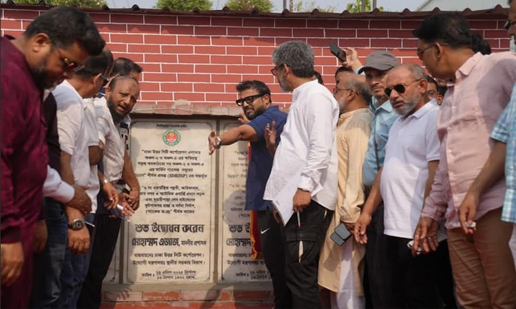 অটোরিকশার ওয়ার্কশপ ও চার্জিং স্টেশন বন্ধে শিগগিরই অভিযান : ডিএনসিসি প্রশাসক