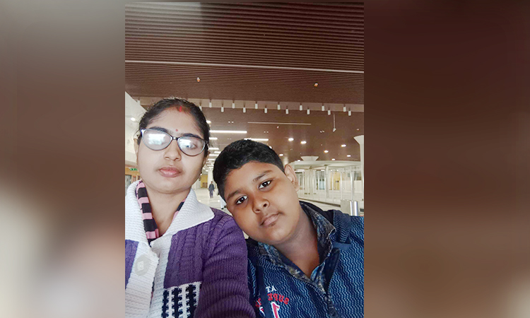 চাকরি না করে বাগেরহাটের সোমা অনলাইনে ব্যবসা করছেন