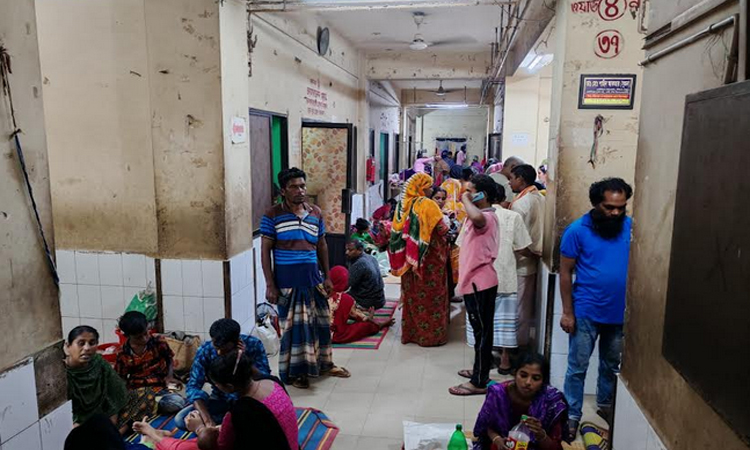 কুষ্টিয়ায় প্রচণ্ড তাপদাহে জনজীবন দুর্বিষহ  