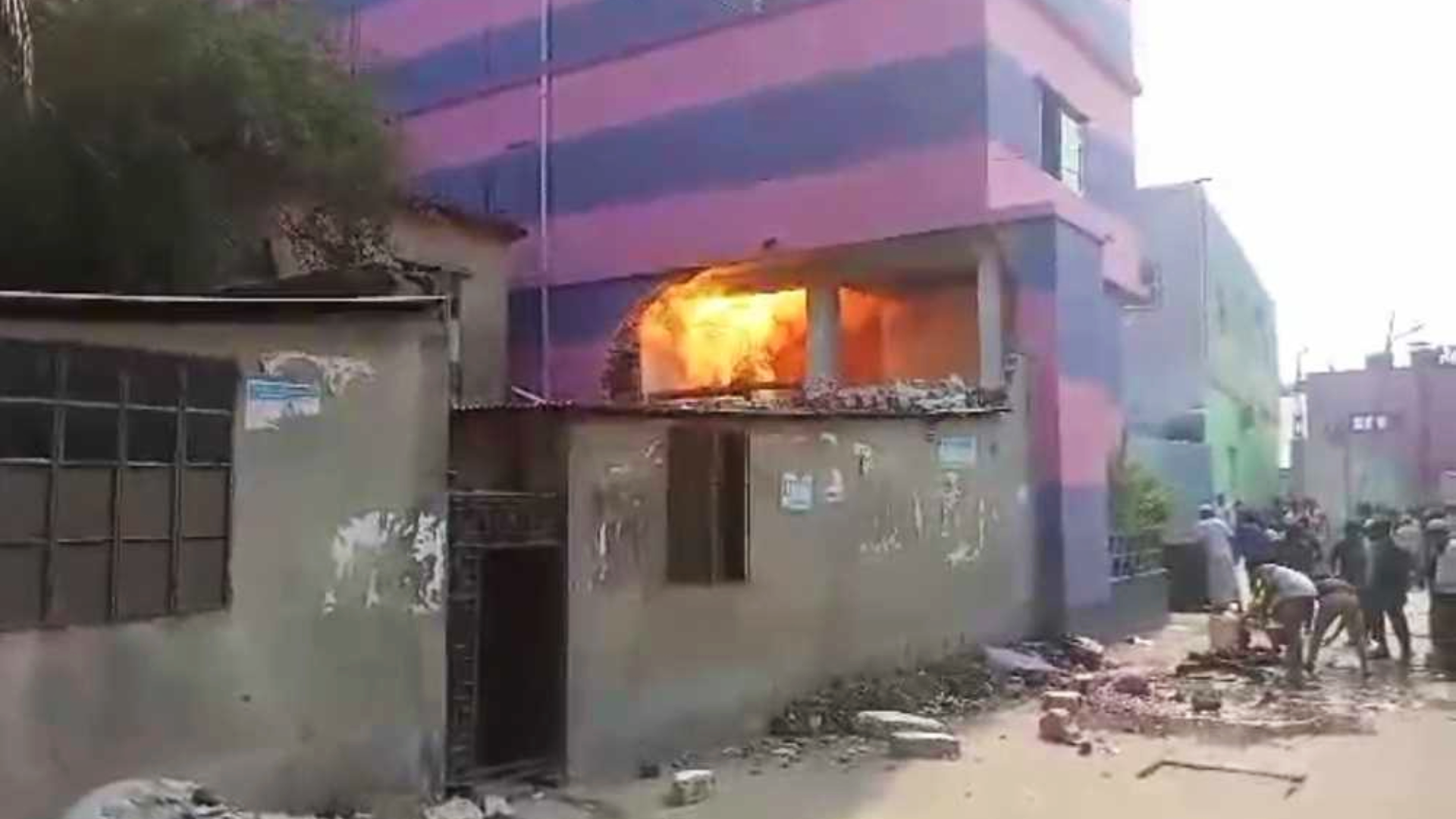 রূপগঞ্জে টেক্সটাইল কারখানায় গ্যাস বিস্ফোরণে দগ্ধ ৩