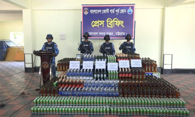 চট্টগ্রামে সোয়া ৪ কোটি টাকার মদ ও বিয়ার উদ্ধার