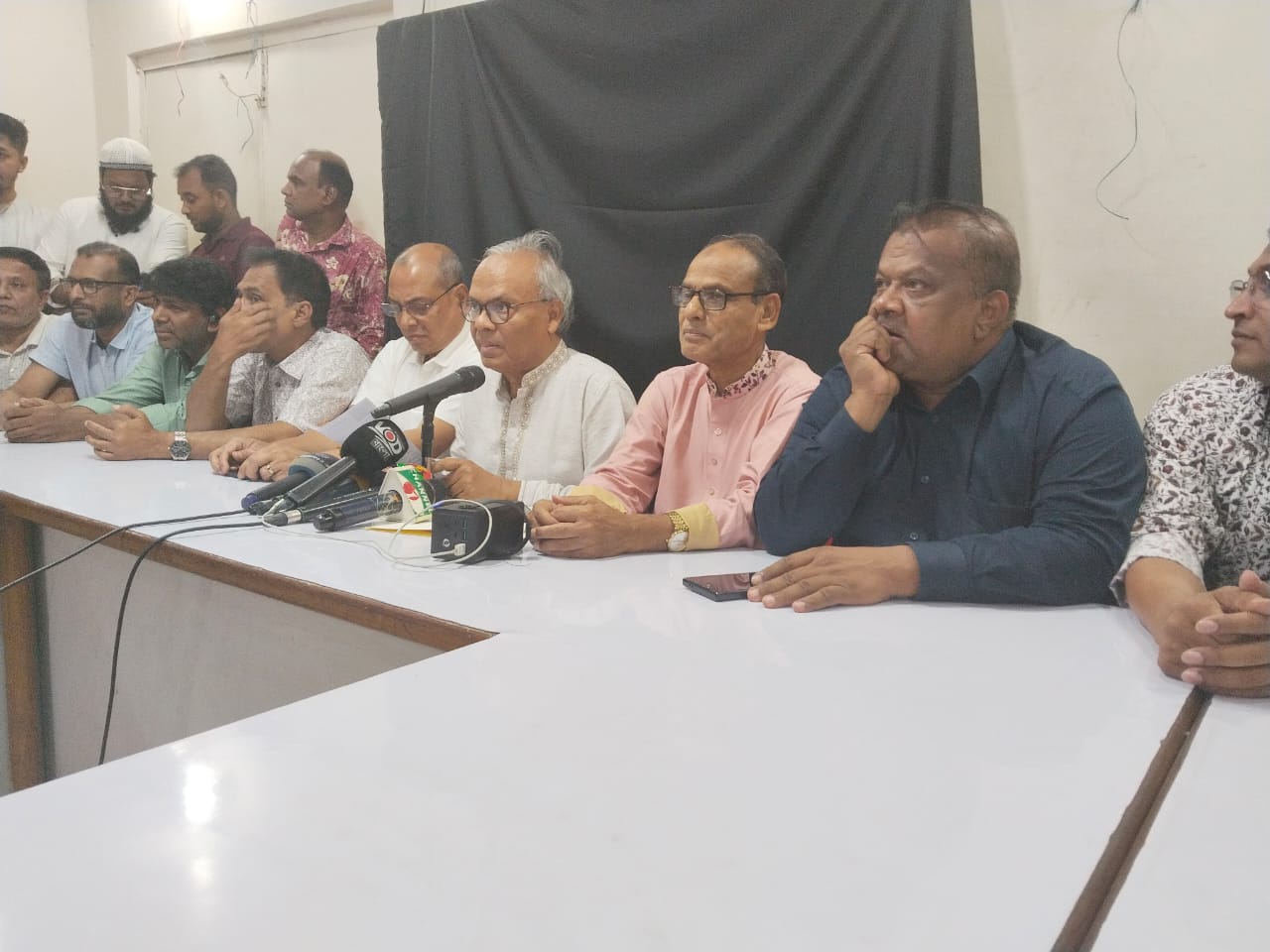 ভারত ও পাকিস্তানের সংকটের বলী বাংলাদেশকে হতে হবে কেন: রিজভী 