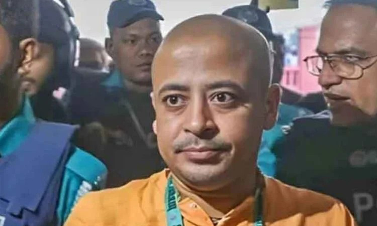 চট্টগ্রামে আইনজীবী হত্যা মামলায় চিন্ময় গ্রেফতার