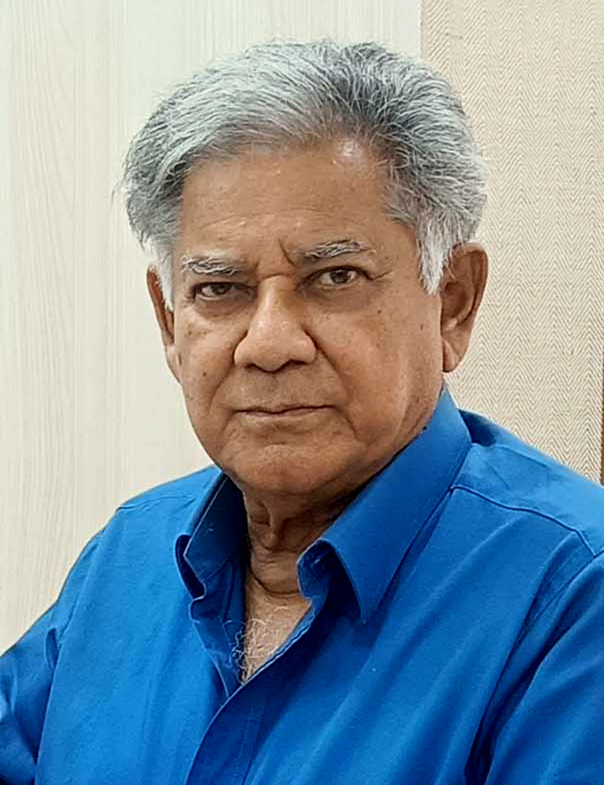 সকল শ্রমিকের শোভন কর্মপরিবেশ নিশ্চিত করতে সরকার সচেষ্ট : শ্রম উপদেষ্টা