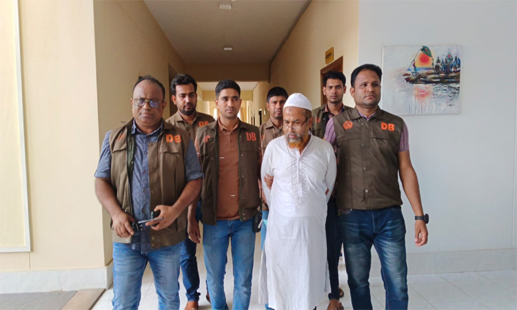 যশোরে ৩৩ মামলার আসামি গ্রেফতার