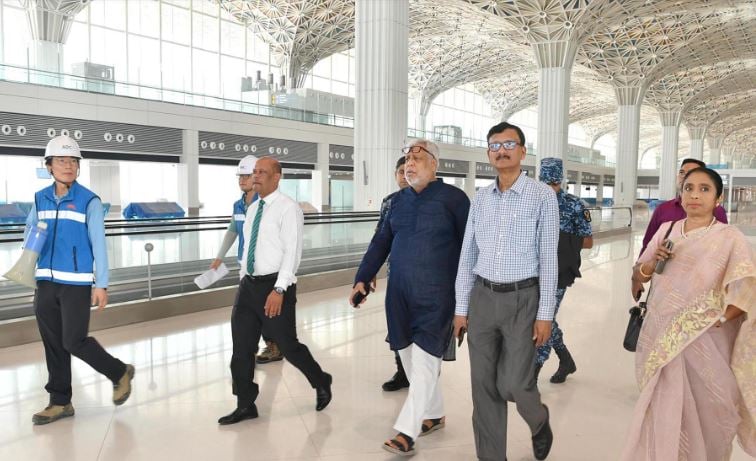 শাহজালাল বিমানবন্দরের তৃতীয় টার্মিনালের অগ্রগতি পরিদর্শন তিন উপদেষ্টার