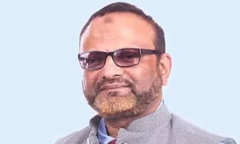 সরকারের ওপর অর্থনৈতিক নির্ভরতা কমাতে চাই : ঢাবি উপাচার্য