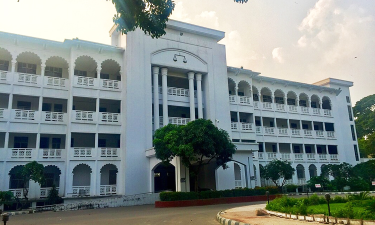 হাইকোর্টের ৮৫ আইনজীবীকে আপিল বিভাগের এডভোকেট হিসেবে তালিকাভুক্তির সিদ্ধান্ত