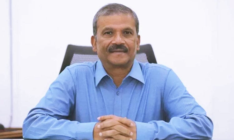 আওয়ামী লীগ নিষিদ্ধকরণ ও সাবেক রাষ্ট্রপতির বিদেশ গমন নিয়ে আইন উপদেষ্টার বক্তব্য