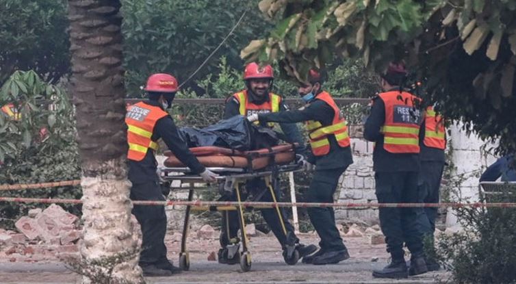 ভারতের গোলাবর্ষণে ৪ জন বেসামরিক নাগরিক নিহত : পাকিস্তান পুলিশ