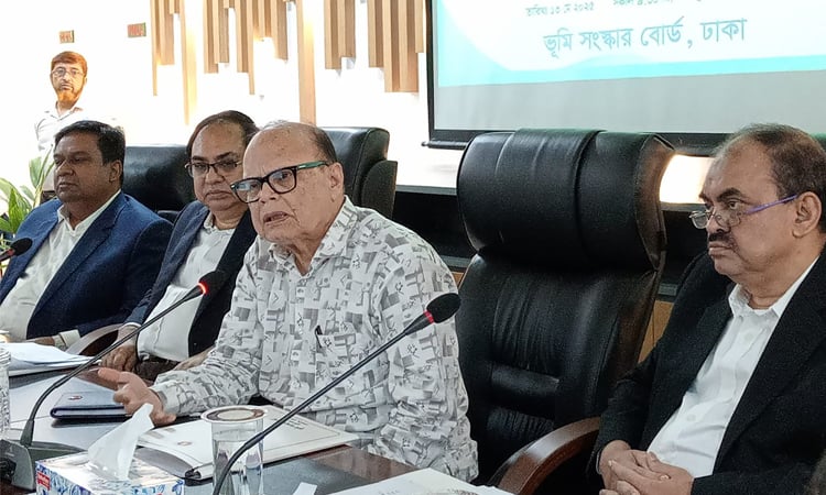 ভূমি উন্নয়ন কর দেয়া প্রত্যেকের কর্তব্য: ভূমি উপদেষ্টা