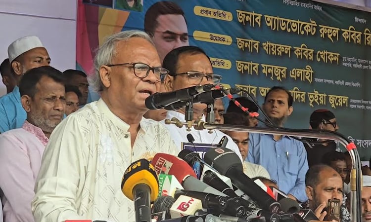 মানুষের স্বাধীনতা ও নিরাপত্তার জন্য বিএনপি বারবার কথা বলেছে : রিজভী