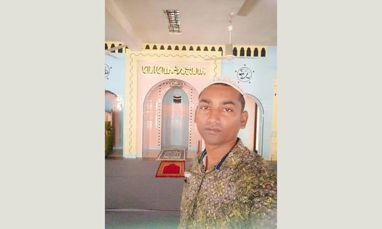 শহীদ আরমান মোল্লার আদরের ছেলেমেয়ের ঠাঁই হয়েছে এতিমখানায়