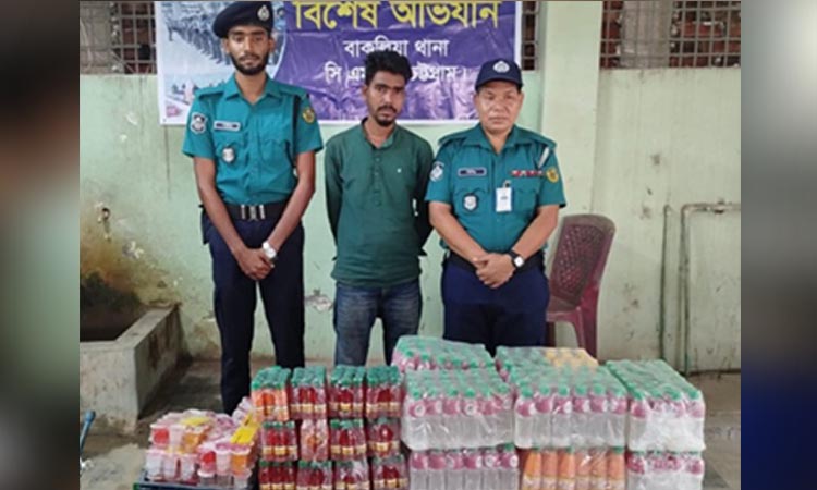 চট্টগ্রামে নকল জুস কারখানায় পুলিশের অভিযান, গ্রেপ্তার ১ 
