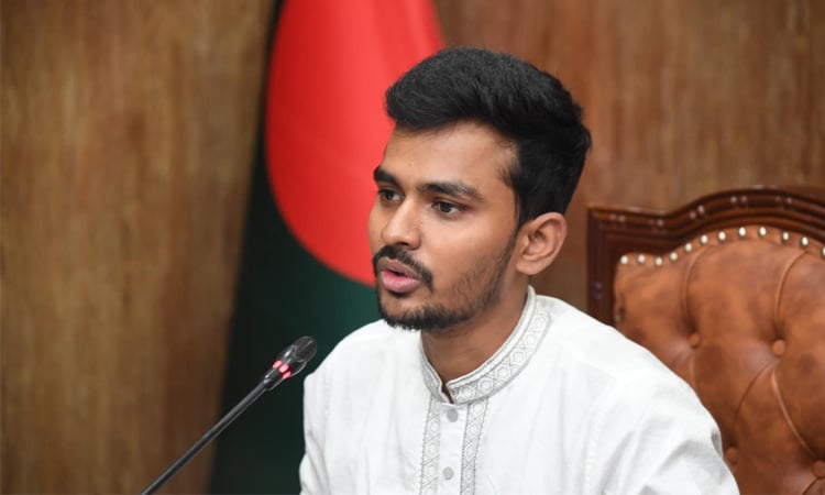 সততা, দায়বদ্ধতা ও সুশাসনের এমন দৃষ্টান্ত রেখে যেতে চাই যা অনুকরণীয় হবে: আসিফ মাহমুদ
