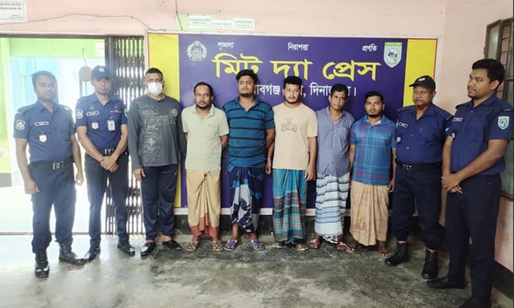 দিনাজপুরে আওয়ামী লীগের ৩৫ নেতা-কর্মীসহ গ্রেফতার  ১০৮
