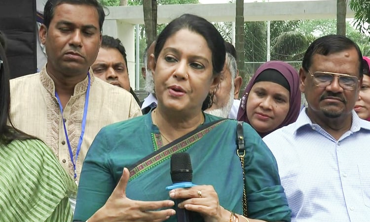 নতুন প্রজন্মকে প্রকৃতিবান্ধব উন্নয়ন প্রক্রিয়ায় সম্পৃক্ত করতে হবে : পরিবেশ উপদেষ্টা