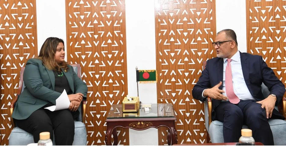 বাণিজ্য উপদেষ্টার সঙ্গে মালদ্বীপের হাইকমিশনারের বৈঠক