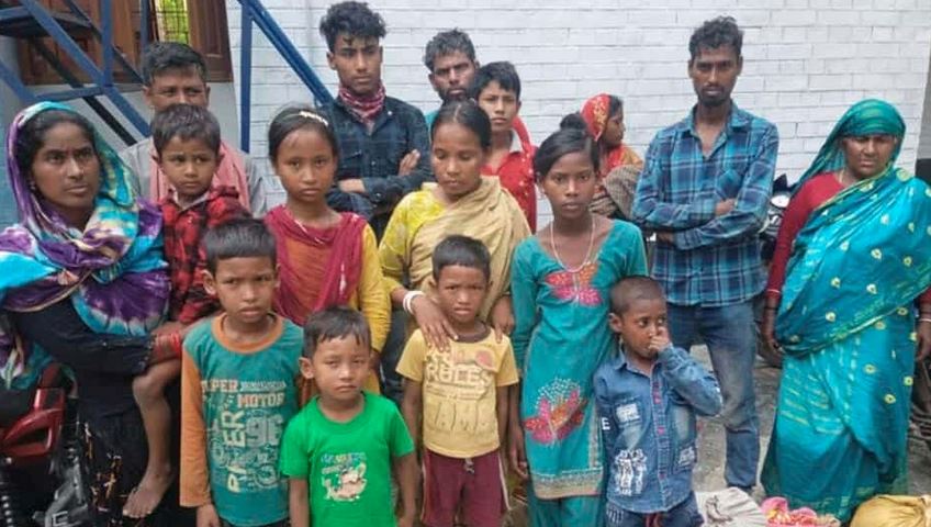 ১৭ জনকে চাঁপাইনবাবগঞ্জ সীমান্তে পুশইন করেছে বিএসএফ