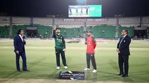 পাকিস্তানের বিপক্ষে টস হেরে ফিল্ডিংয়ে বাংলাদেশ