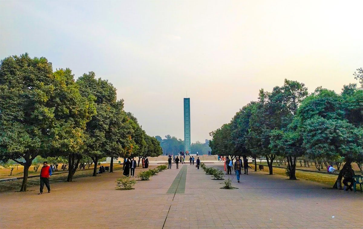 সন্ধ্যা ৭টার পর সোহরাওয়ার্দী উদ্যানে ঢাবি শিক্ষার্থীদের প্রবেশে নিরুৎসাহিত করার সিদ্ধান্ত
