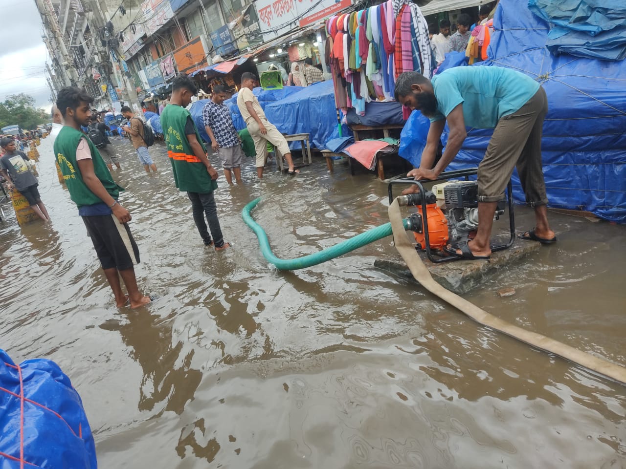 জলাবদ্ধতা নিরসনে স্থানীয় সরকার বিভাগের তত্ত্বাবধানে কাজ করছে ঢাকা উত্তর ও দক্ষিণ সিটি
