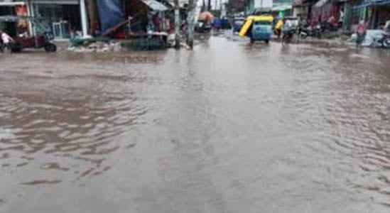 ভারী বর্ষণ ও জলাবদ্ধতার সতর্কতা