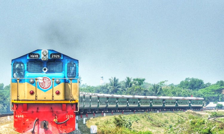 রেল ভ্রমণ নিরাপদ করতে মোবাইল কোর্ট পরিচালনা