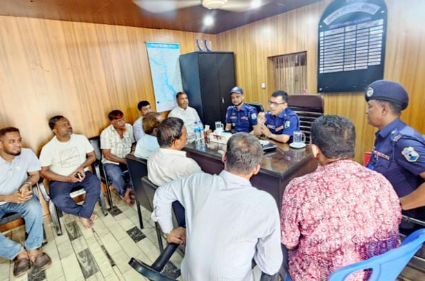 চাঁদপুরের কোনো লঞ্চ অতিরিক্ত যাত্রী পরিবহন করতে পারবে না : নৌ পুলিশ সুপার