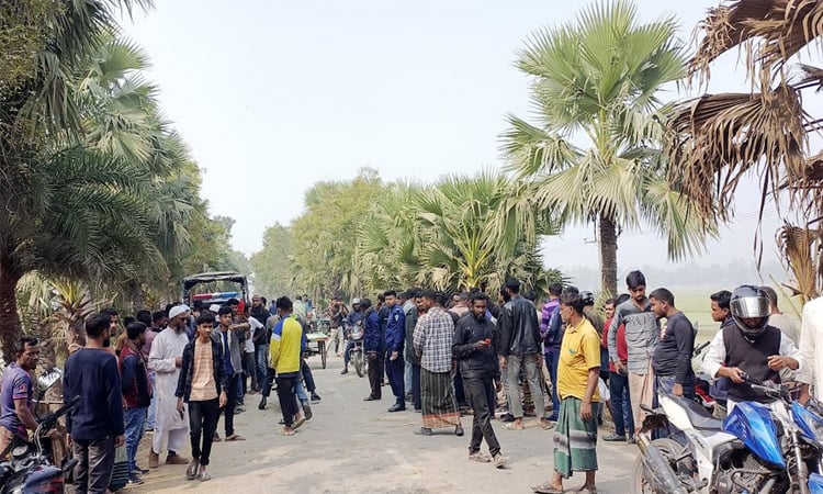 নওগাঁয় সড়ক দুর্ঘটনায় দু'জন মোটরসাইকেল আরোহী নিহত